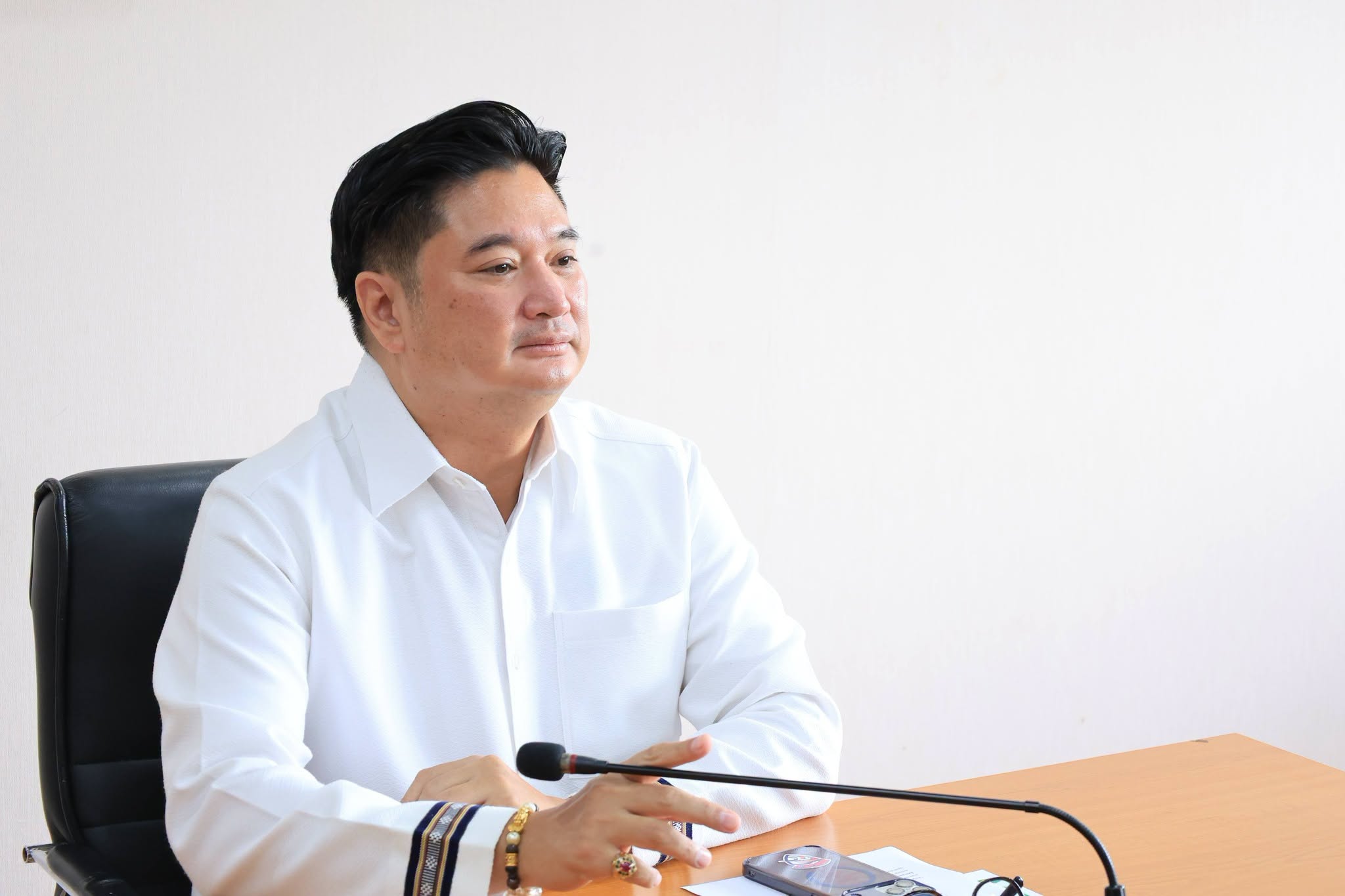 title - คณะผู้บริหาร ส.ป.ก. แสดงความยินดี เนื่องในโอกาส ปลัดกระทรวงเกษตรและสหกรณ์ เข้ารับตำแหน่งใหม่
